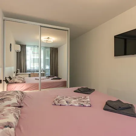 Modern Escape With Private Parking ヴァルナ