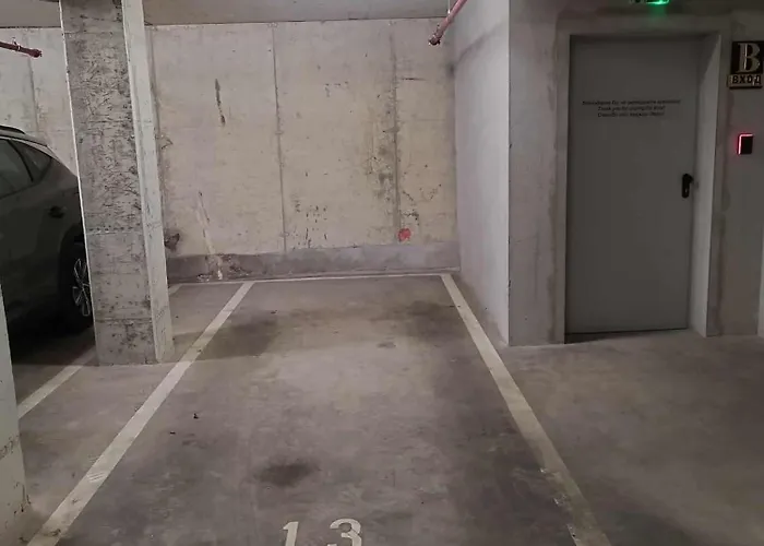 شقة Modern Escape With Private Parking فارنا