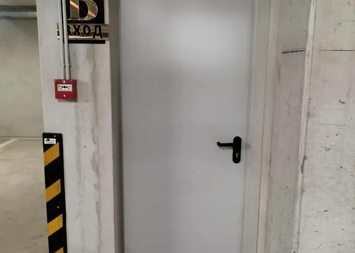 شقة Modern Escape With Private Parking فارنا